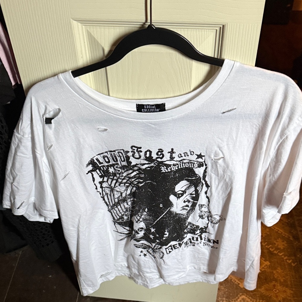 🌞Hot topic white punk tshirt